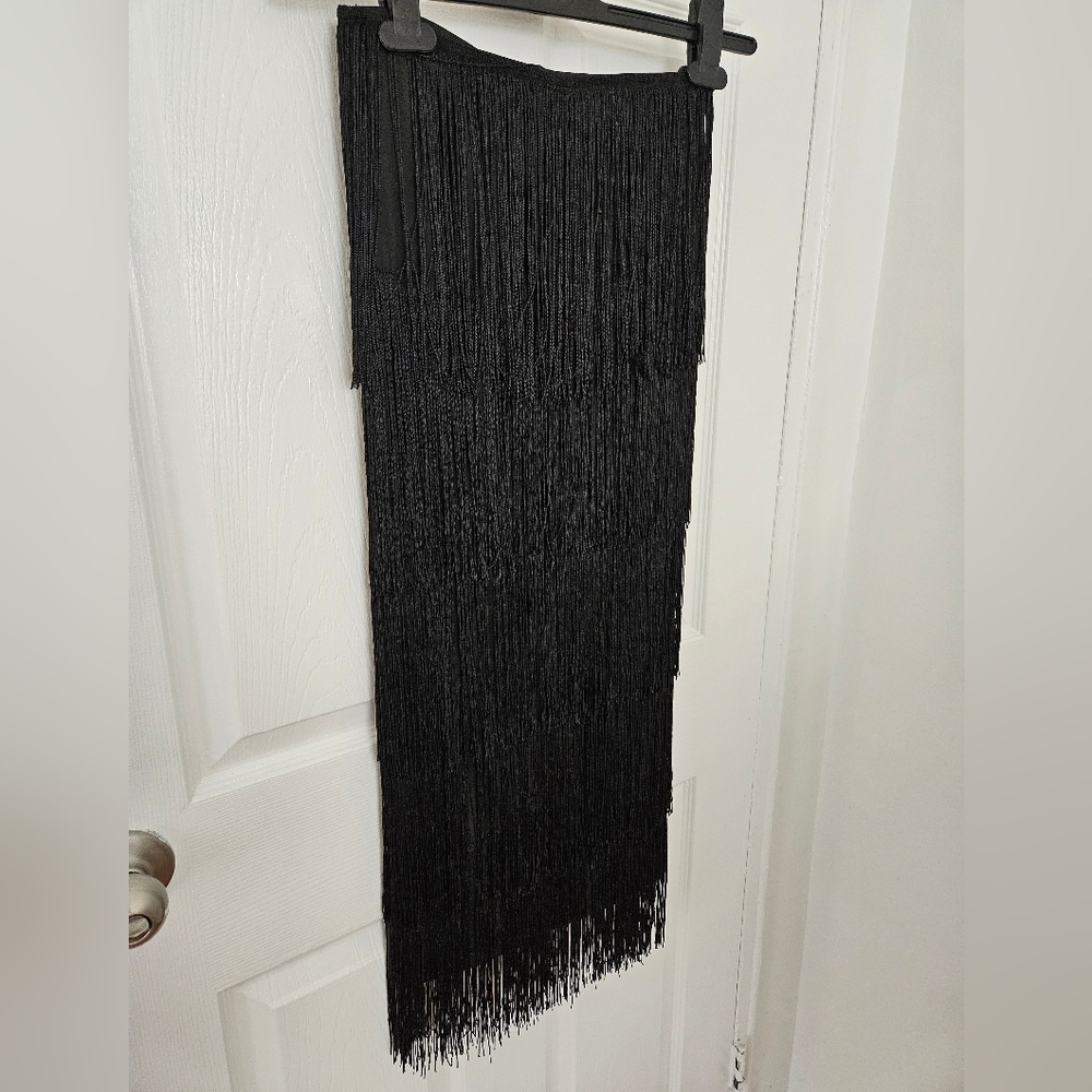 Black tassle midi skirt in size XS